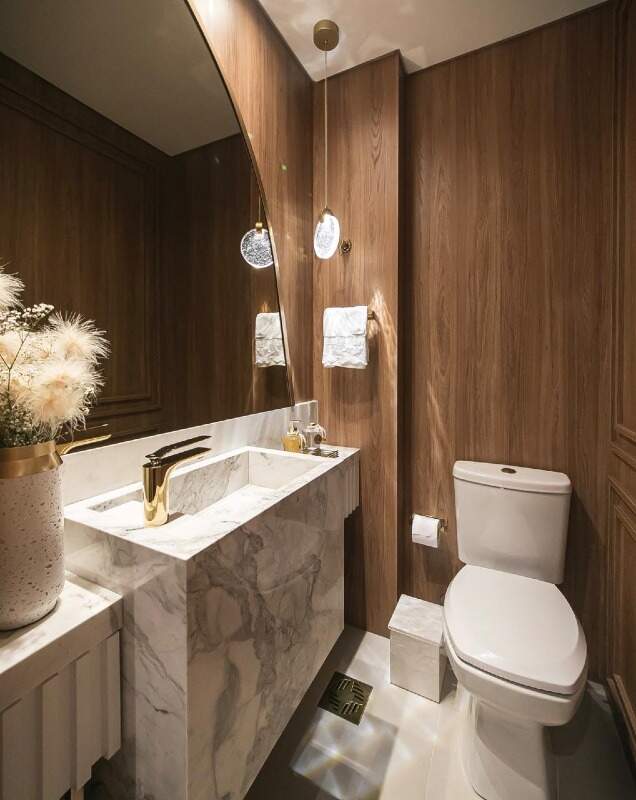 Apartamento à venda no Meia Praia: 