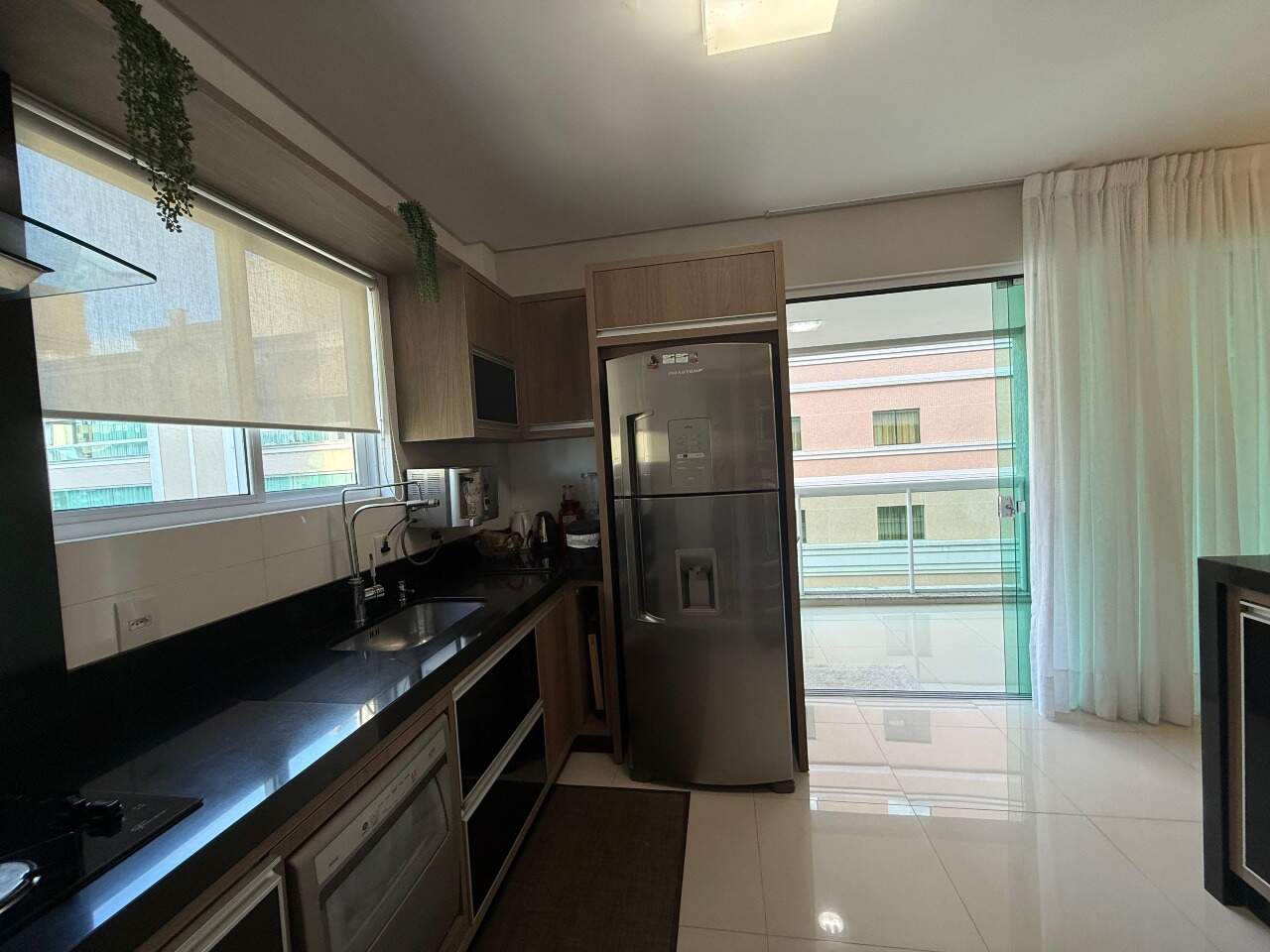 Apartamento à venda no Meia Praia: 