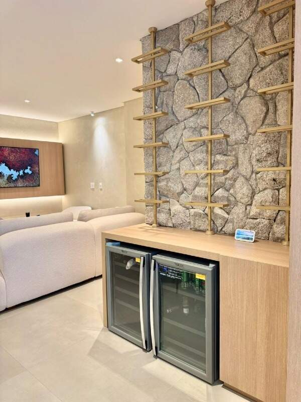 Apartamento à venda no Meia Praia: