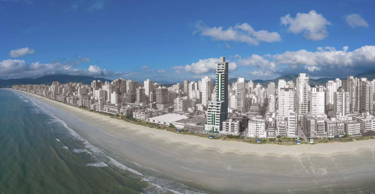 Apartamento à venda no Meia Praia: 