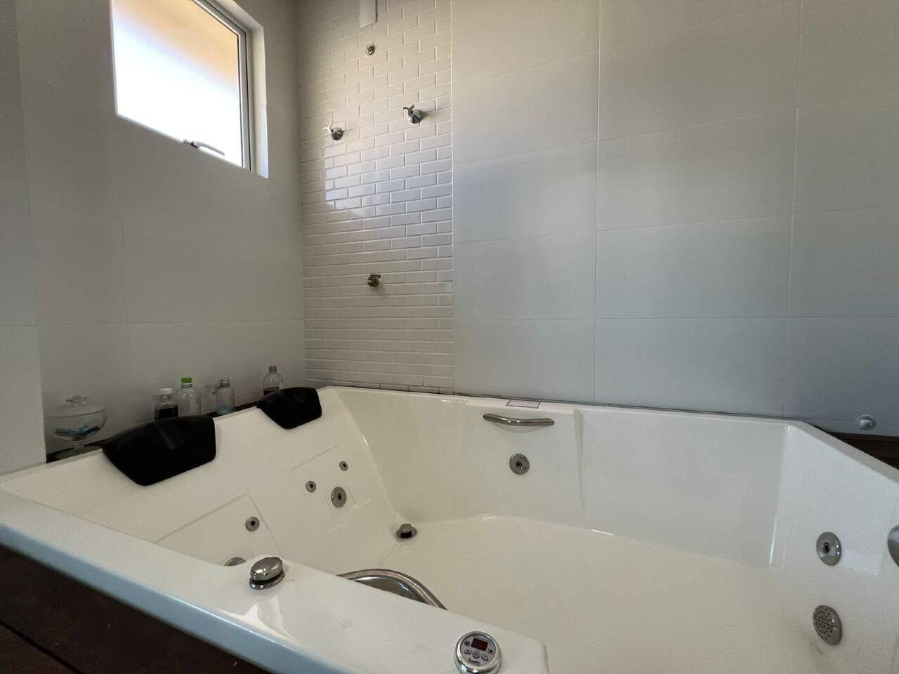 Apartamento à venda no Meia Praia: 