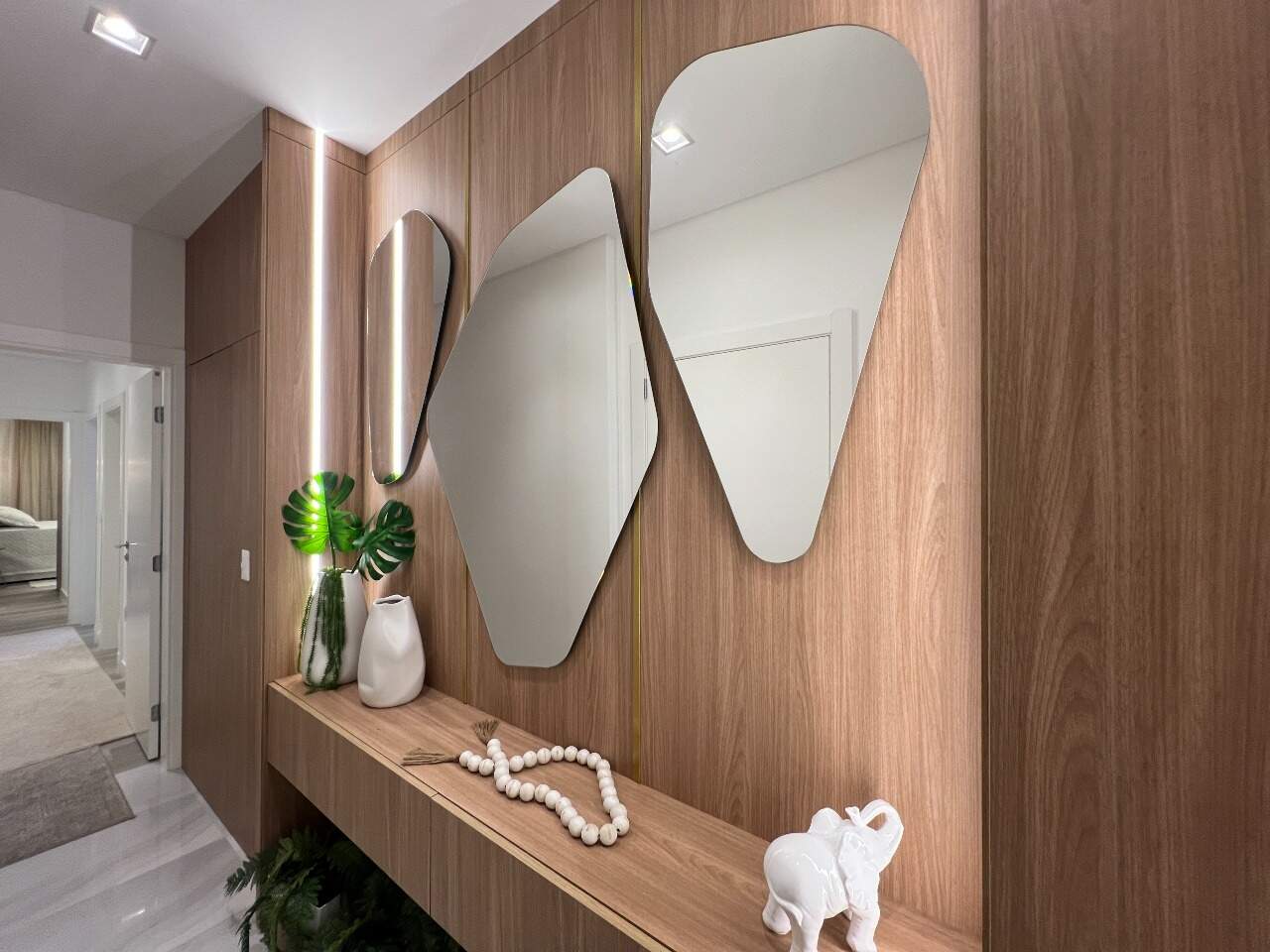 Apartamento à venda no Meia Praia: 