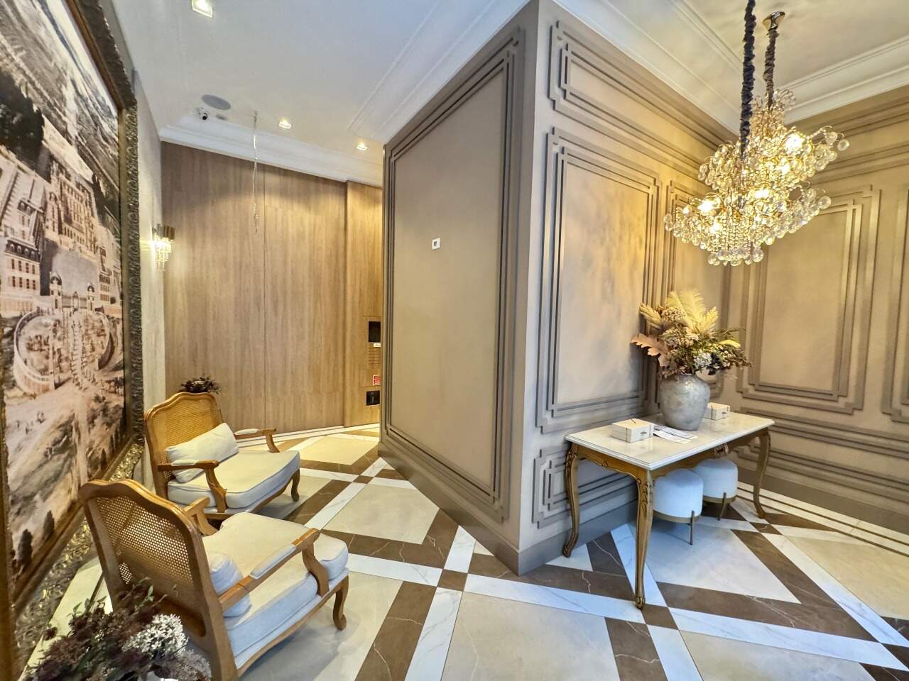 Apartamento à venda no Meia Praia: 
