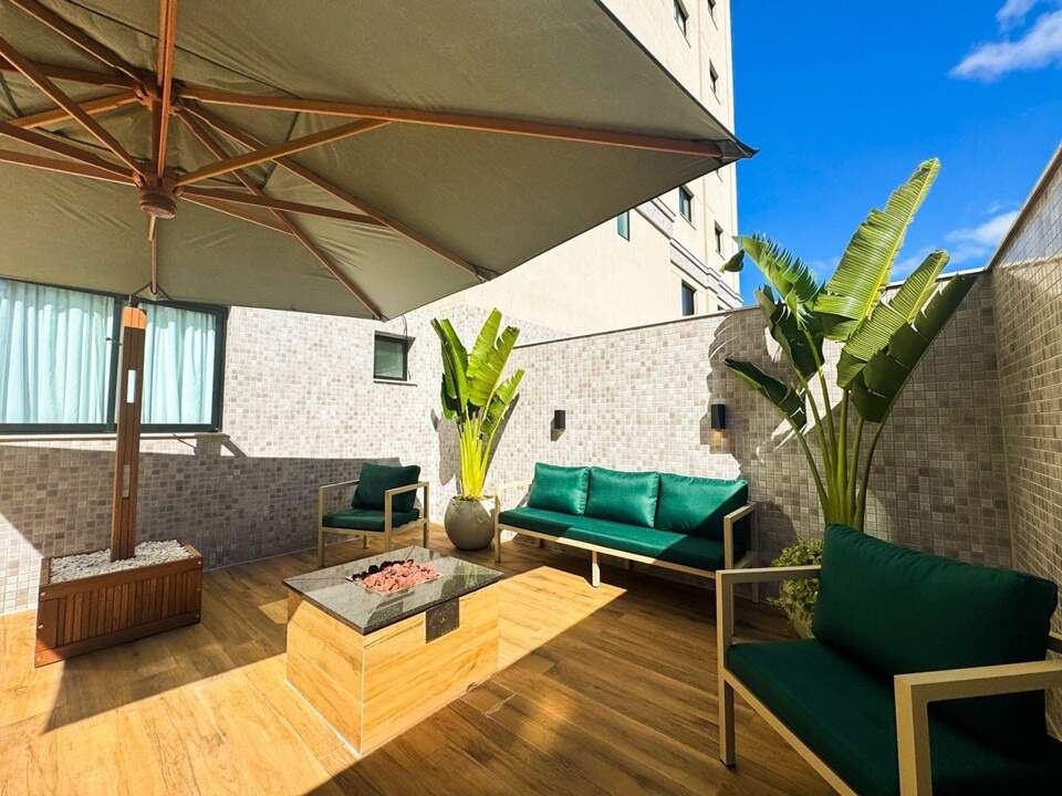 Apartamento à venda no Meia Praia: 