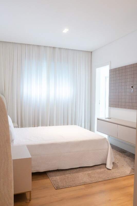 Apartamento à venda no Meia Praia: 