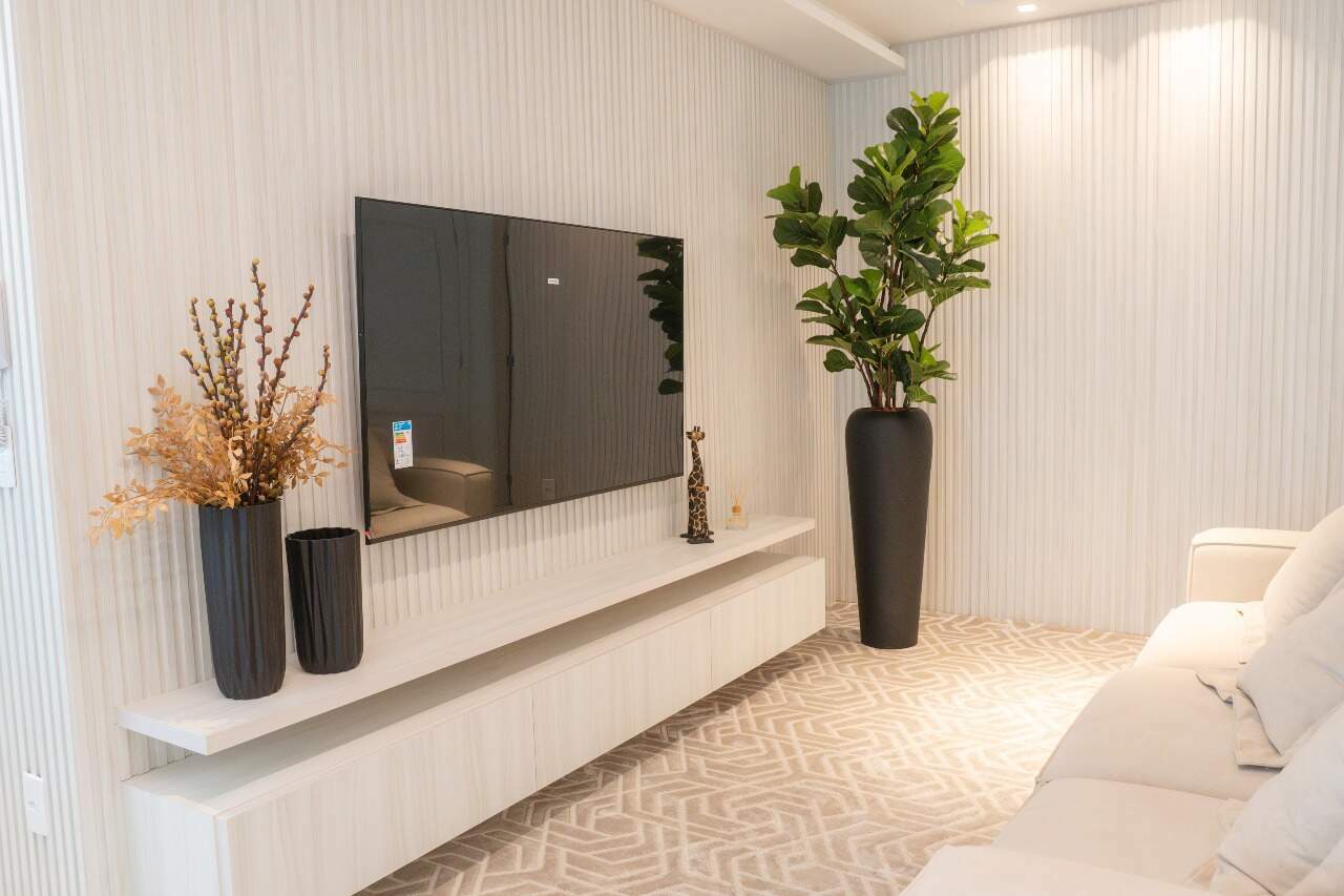 Apartamento à venda no Meia Praia: 