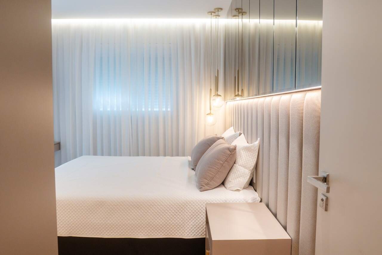 Apartamento à venda no Meia Praia: 