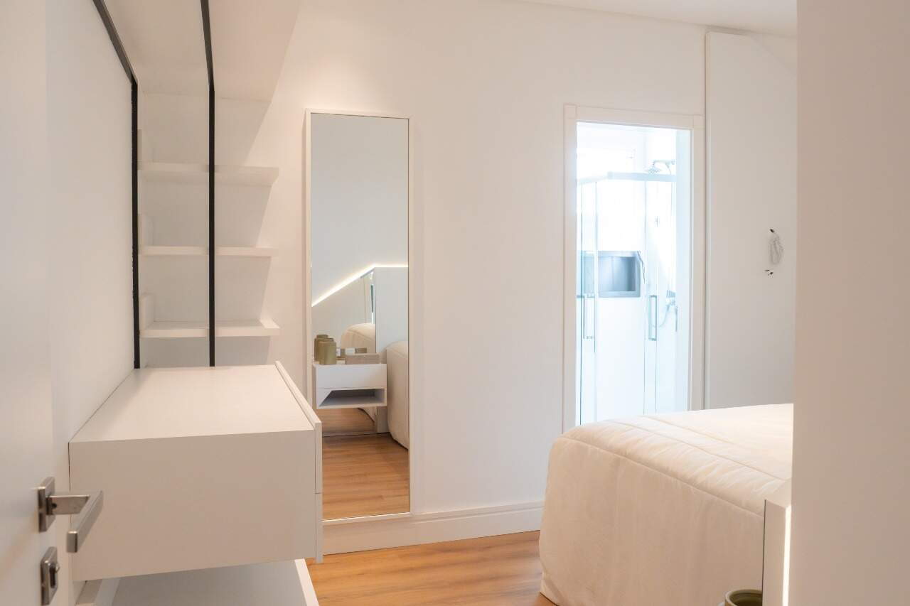 Apartamento à venda no Meia Praia: 