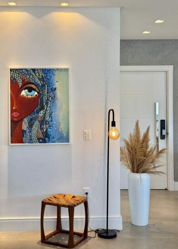Apartamento à venda no Meia Praia: 