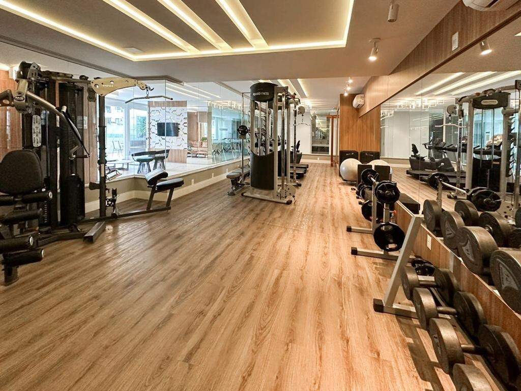 Apartamento à venda no Meia Praia: 