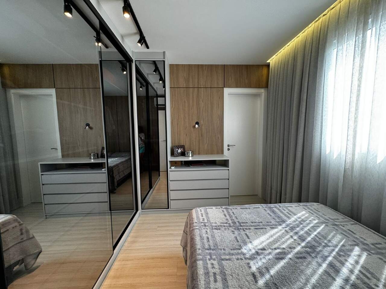Apartamento à venda no Balneário Perequê: 