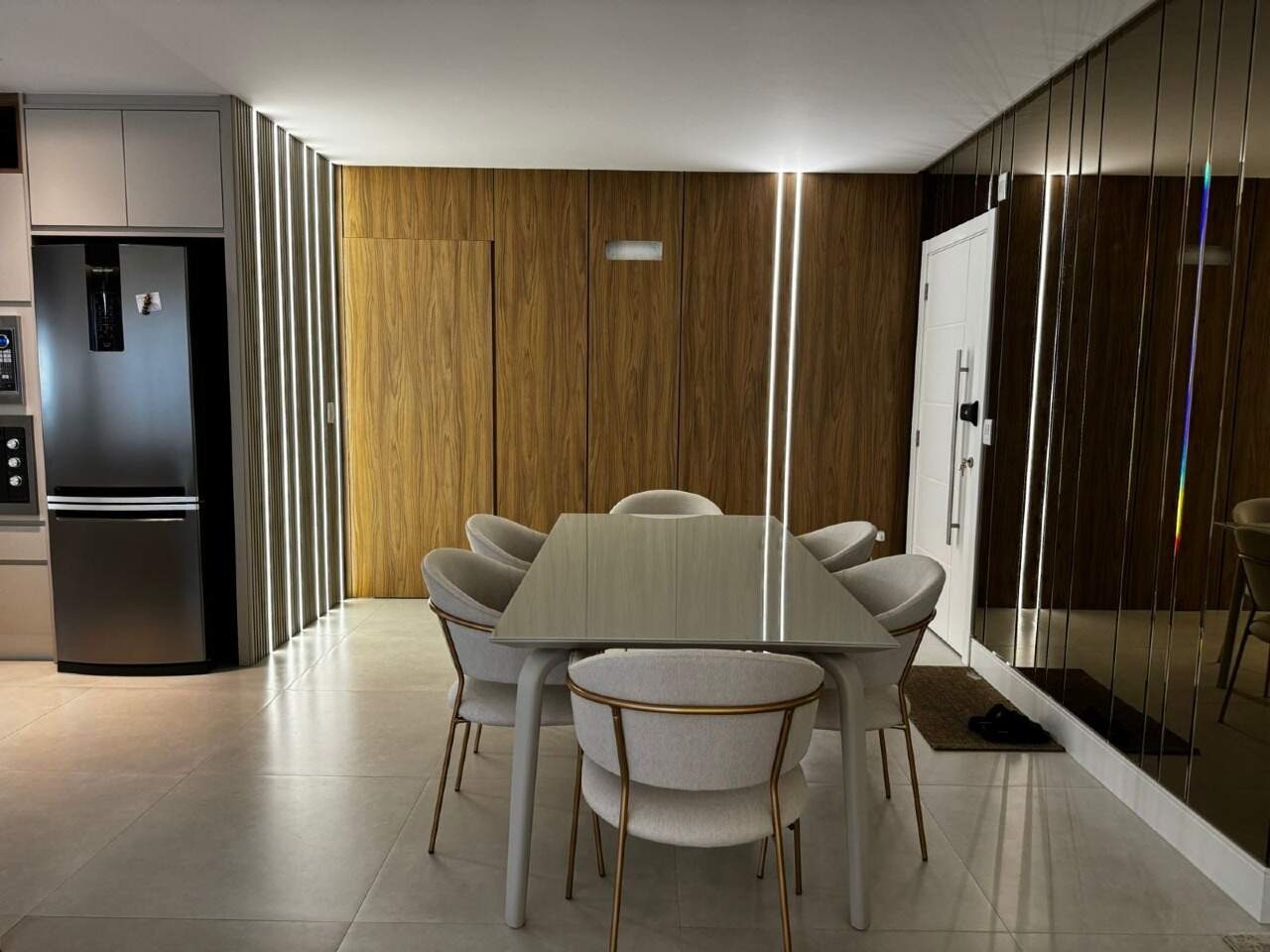 Apartamento à venda no Balneário Perequê: