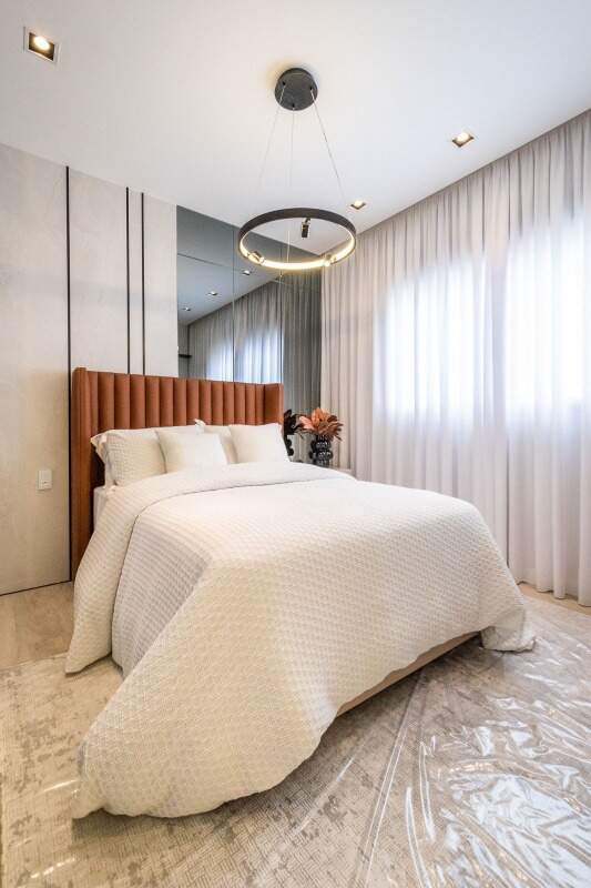 Apartamento à venda no Meia Praia: 