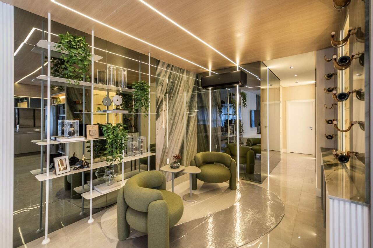 Apartamento à venda no Meia Praia: 