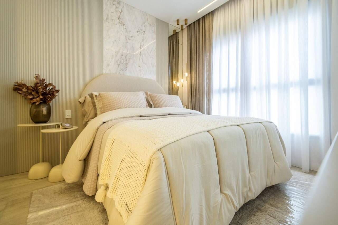 Apartamento à venda no Meia Praia: 