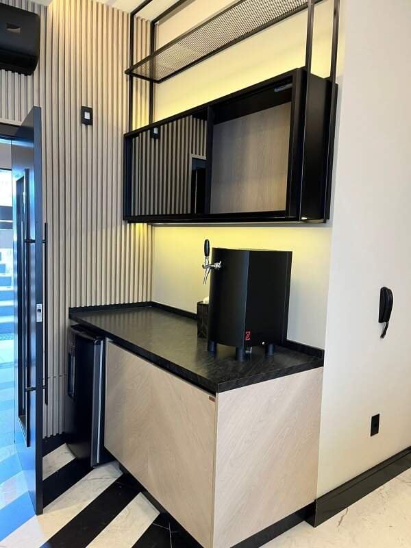 Apartamento à venda no Meia Praia: 