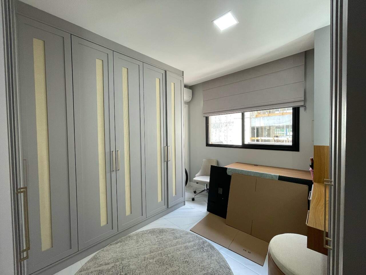 Apartamento à venda no Meia Praia: 