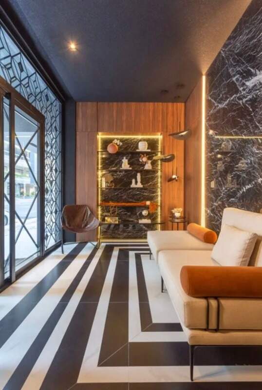 Apartamento à venda no Meia Praia: 
