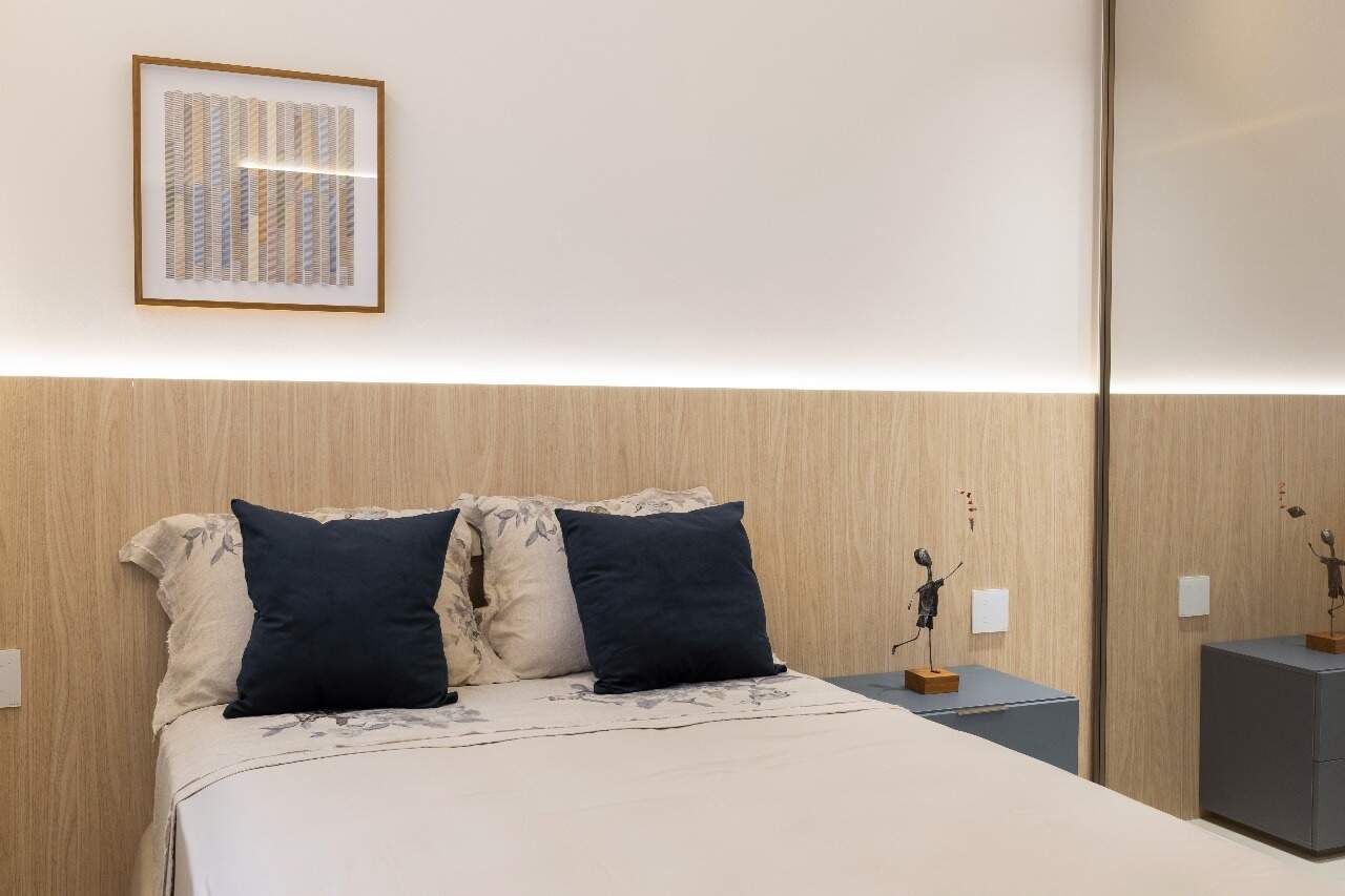 Apartamento à venda no Meia Praia: 