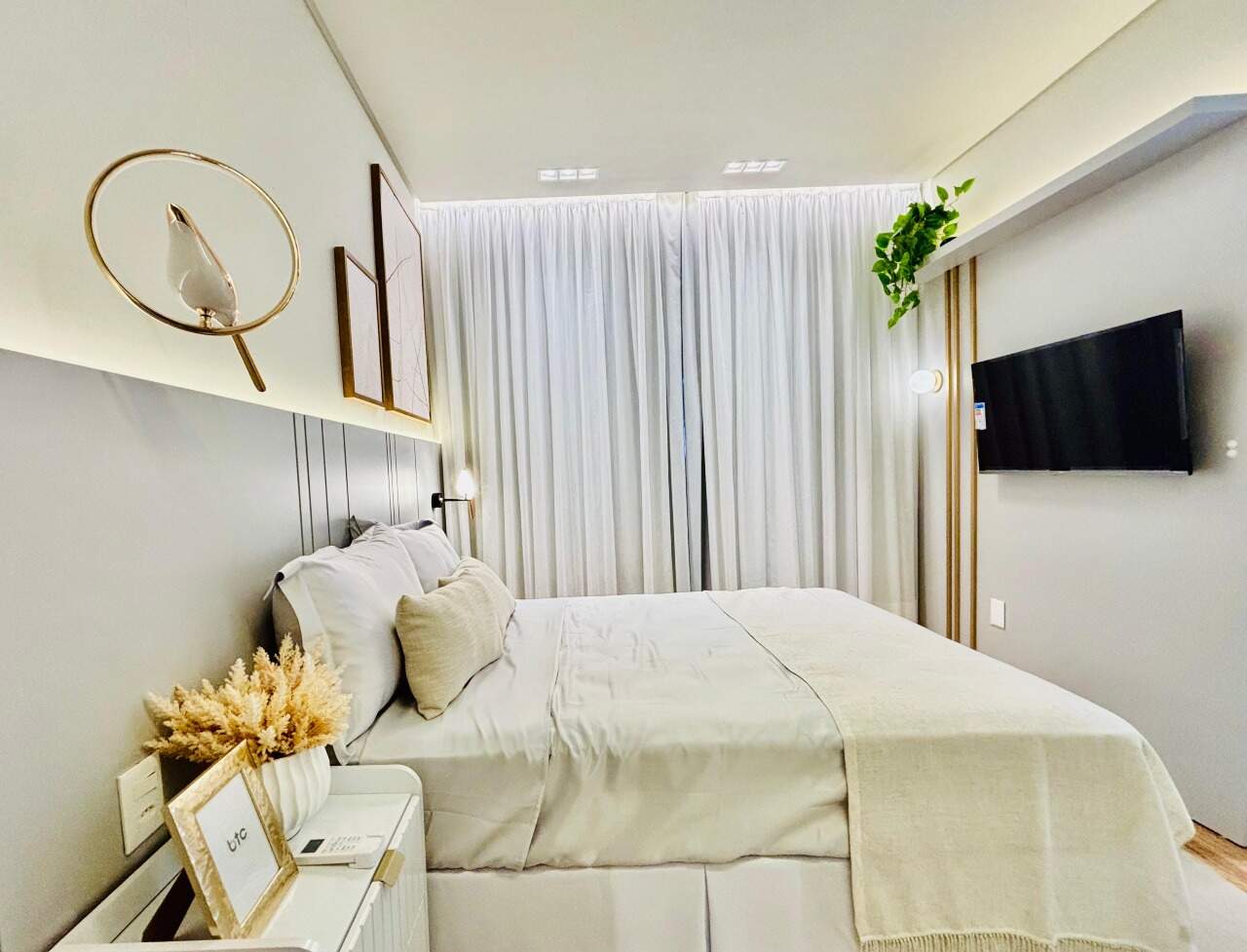 Apartamento à venda no Balneário Perequê: 