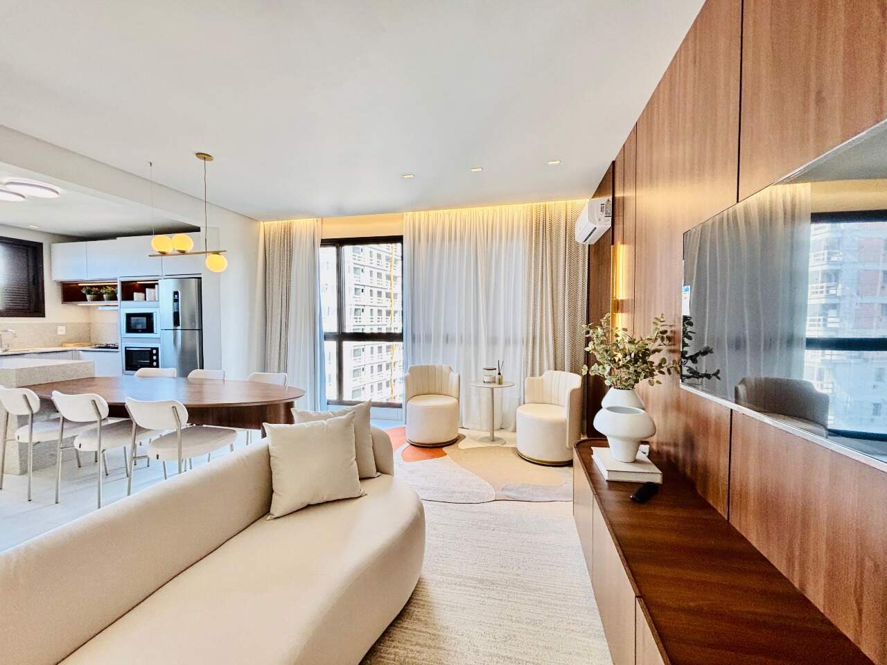 Apartamento à venda no Balneário Perequê: 
