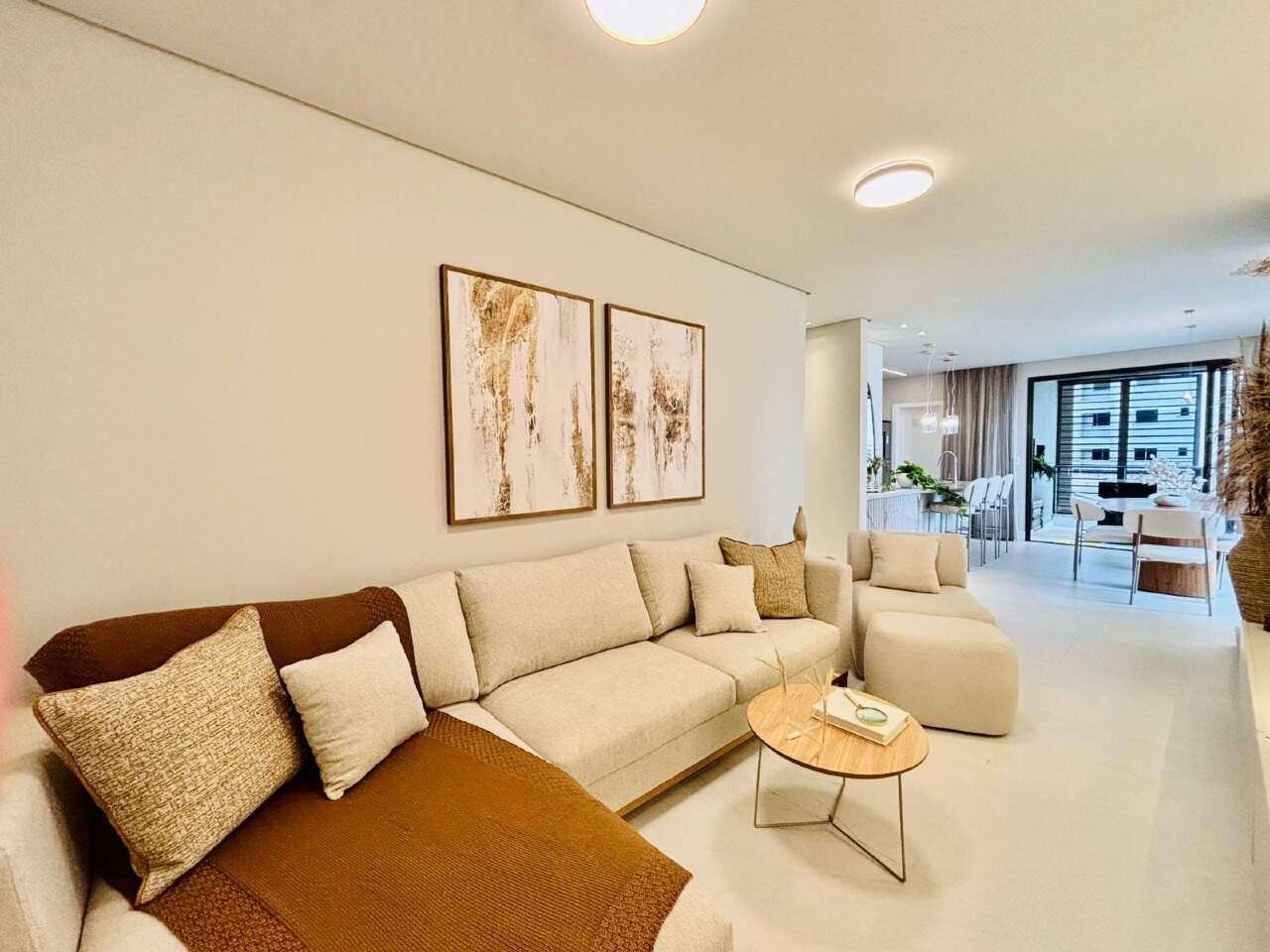Apartamento à venda no Balneário Perequê: