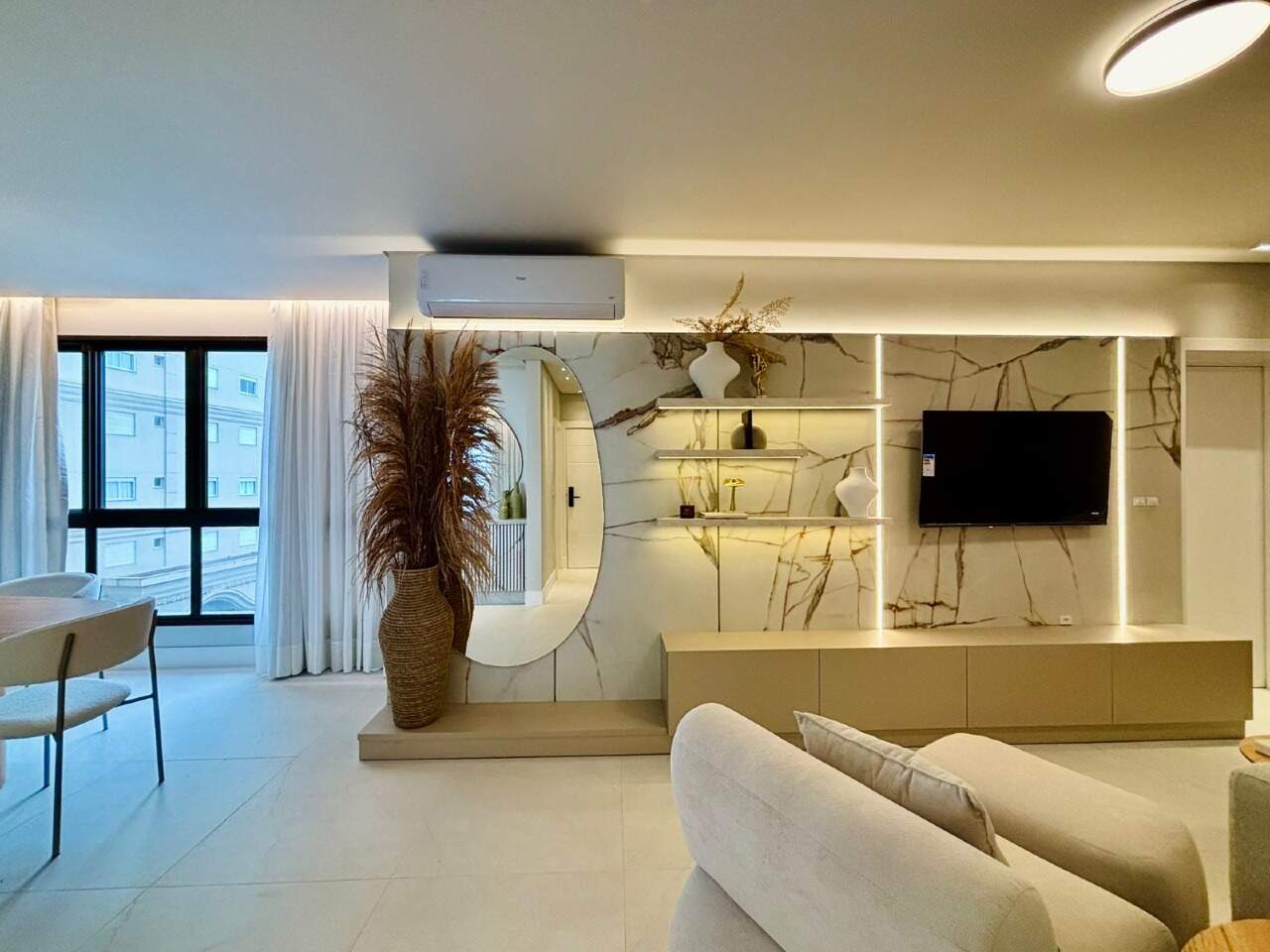 Apartamento à venda no Balneário Perequê: 
