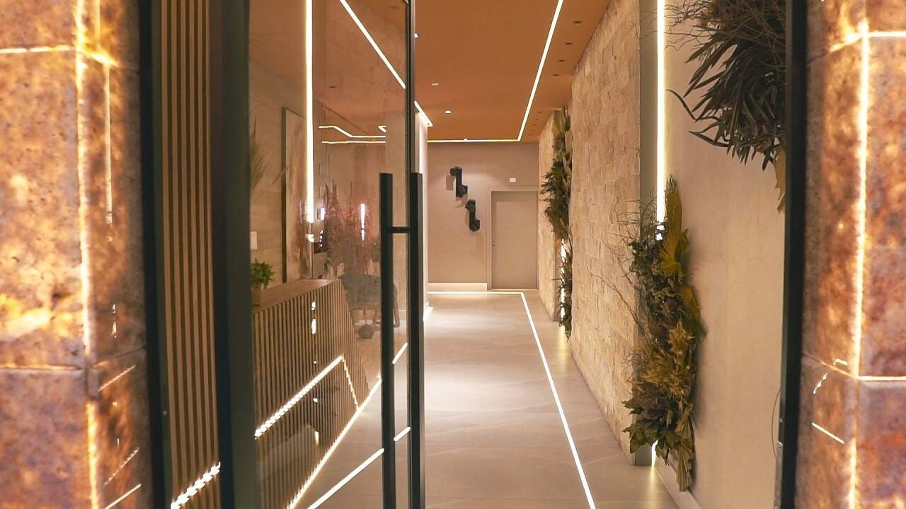 Apartamento à venda no Meia Praia: 