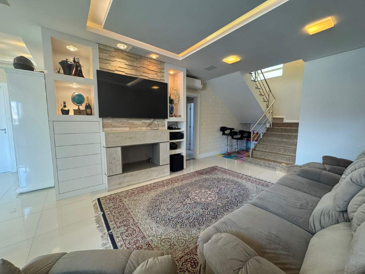 Apartamento à venda no Meia Praia: 