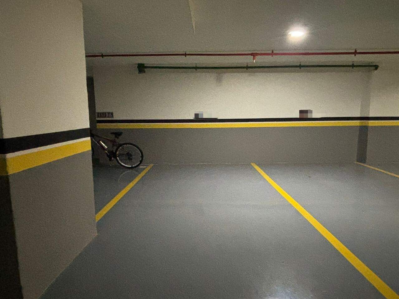 FLAT à venda no Meia Praia: 