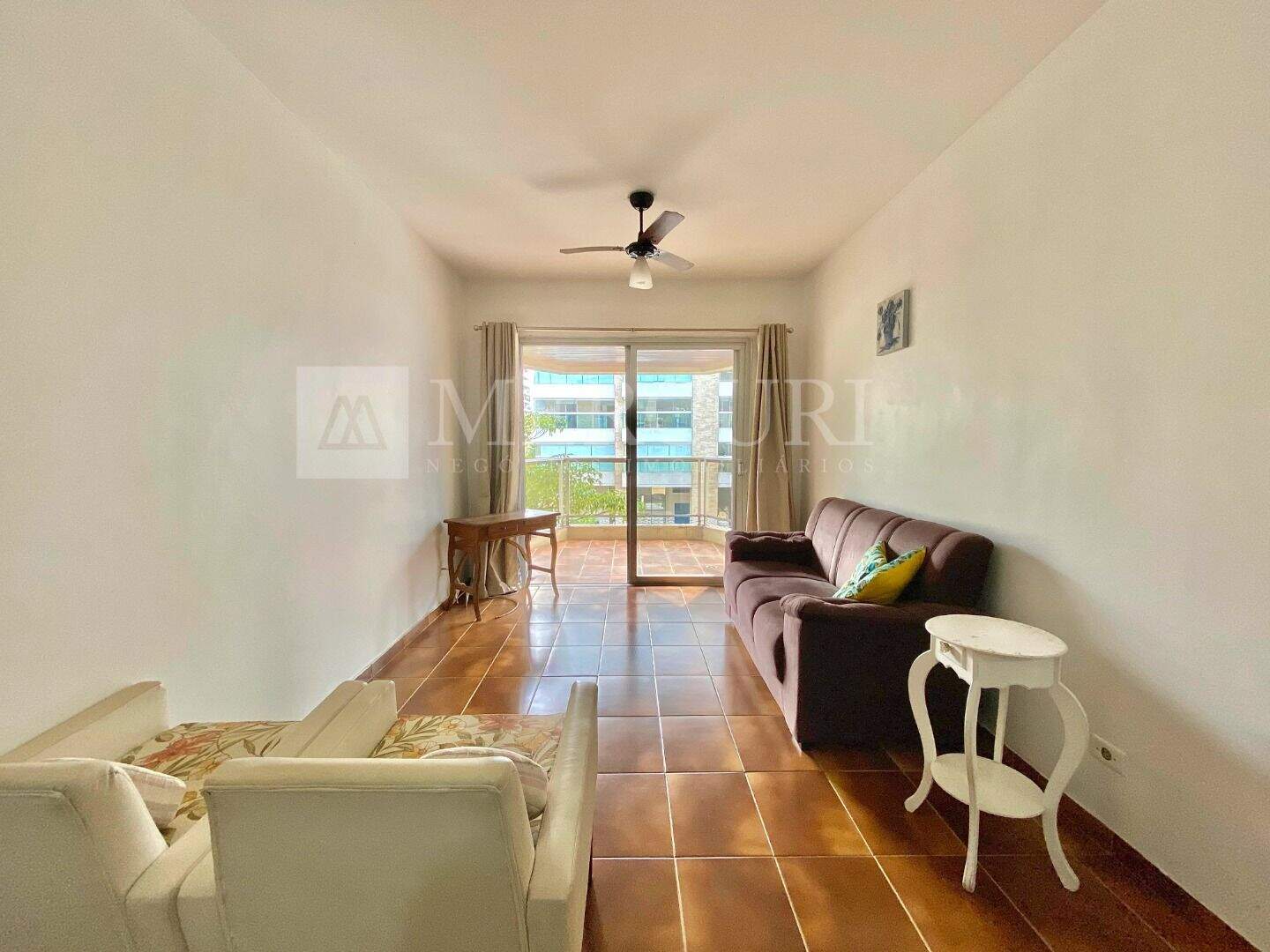Apartamento à venda no Enseada: 