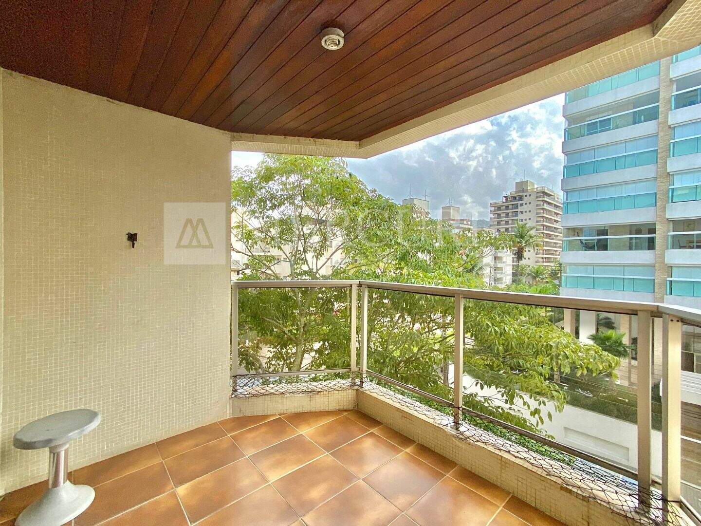 Apartamento à venda no Enseada: 