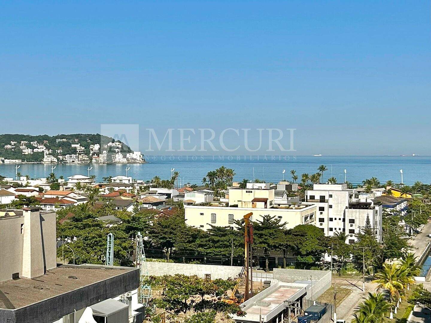 Apartamento à venda no Enseada: 