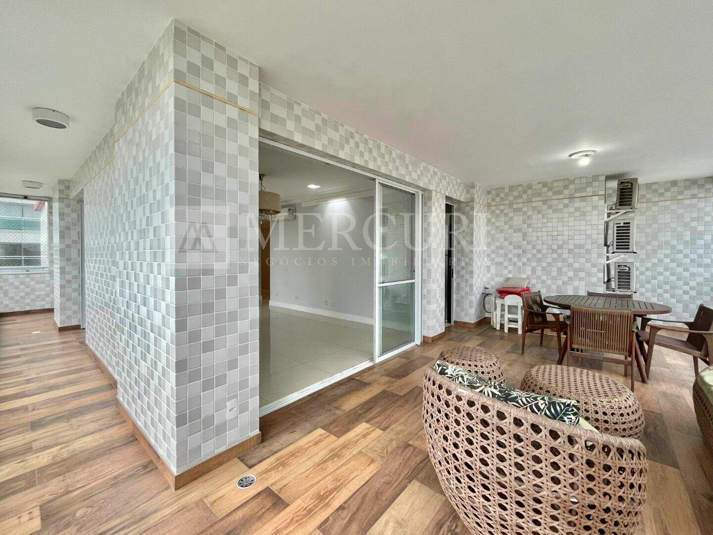 Apartamento à venda no Jardim Astúrias: Conheça os apartamentos a venda no Guarujá na Praia das Astúrias, anunciados por imobiliaria em Guarujá especializadas na região.