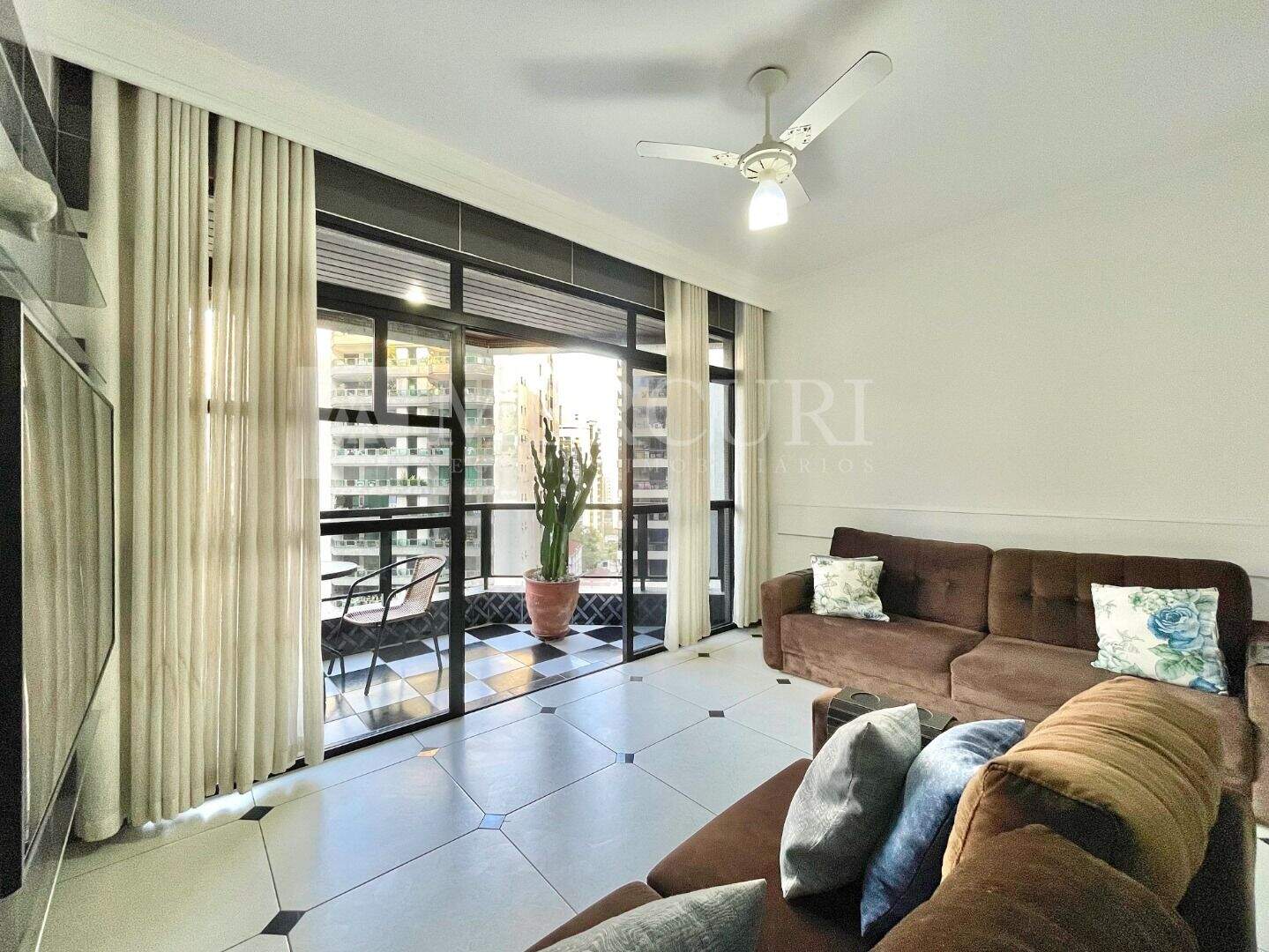 Apartamento à venda no Pitangueiras: Busca por apartamentos a venda no Guarujá na Praia das Pitangueiras? Consulte a imobiliária em Guarujá e imobiliaria em Guarujá para mais detalhes.