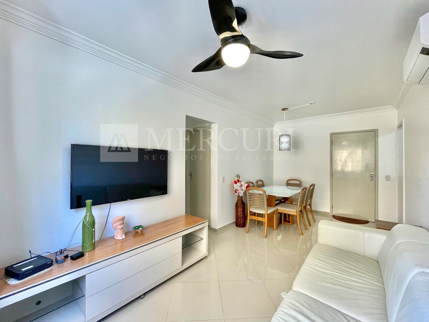 Apartamento à venda no Enseada: 
