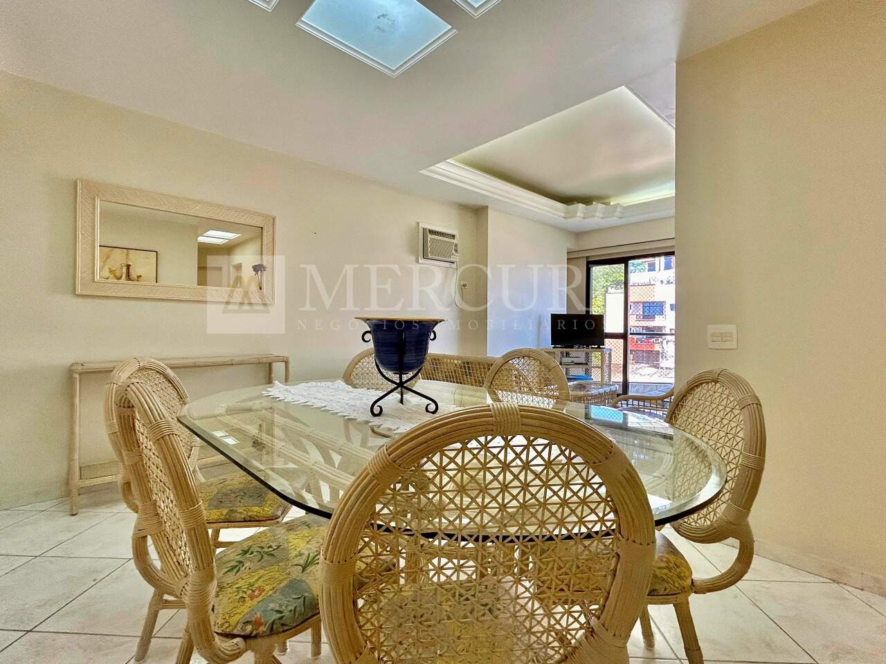 Apartamento à venda no Enseada: 