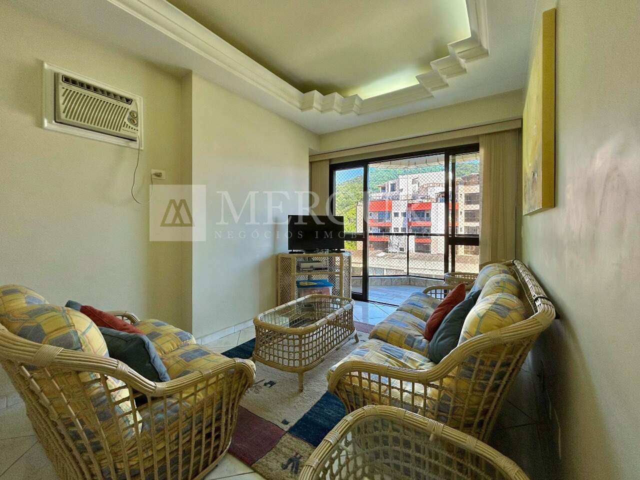 Apartamento à venda no Enseada: 