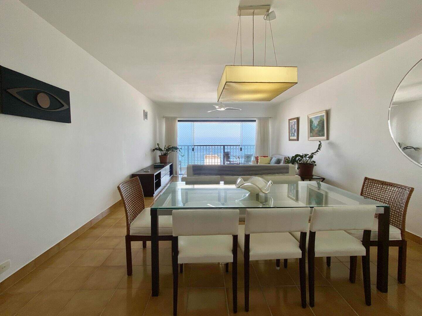 Apartamento à venda no Pitangueiras: 