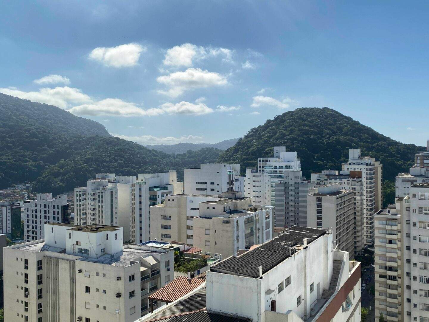 Apartamento à venda no Pitangueiras: 