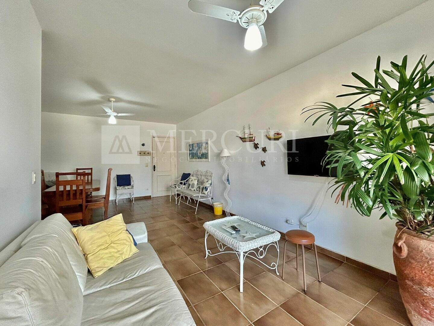 Apartamento à venda no Enseada: 