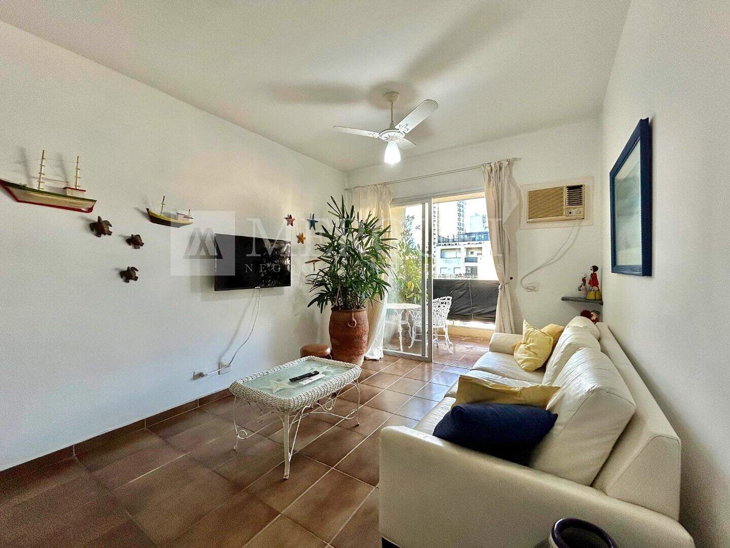 Apartamento à venda no Enseada: 