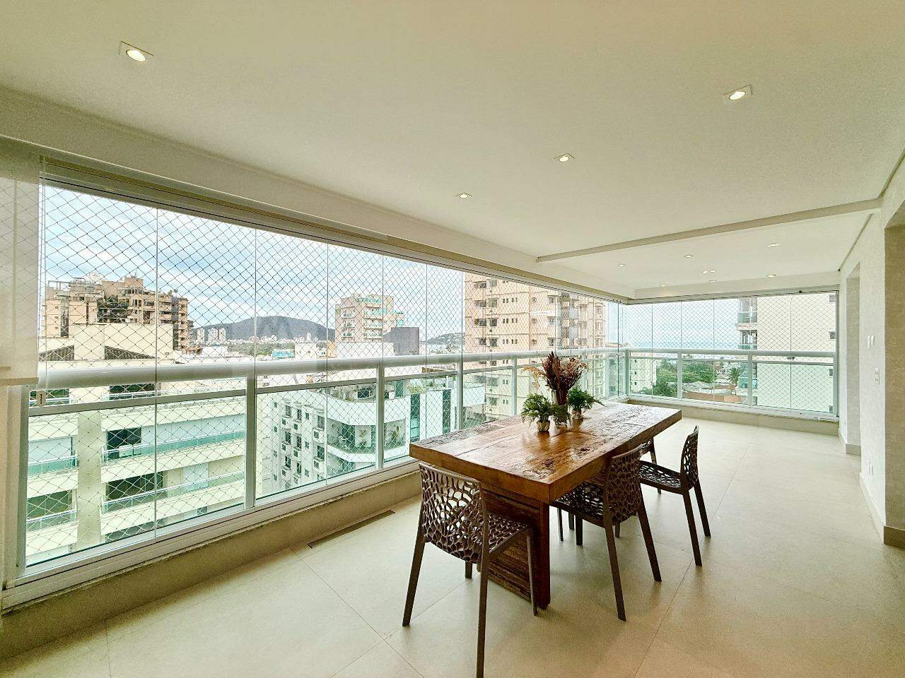 Apartamento à venda no Enseada: 