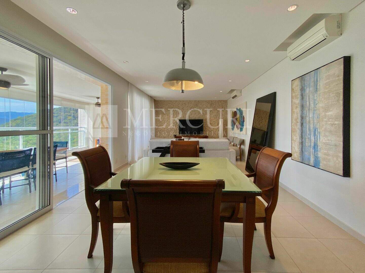 Apartamento à venda no Enseada: 