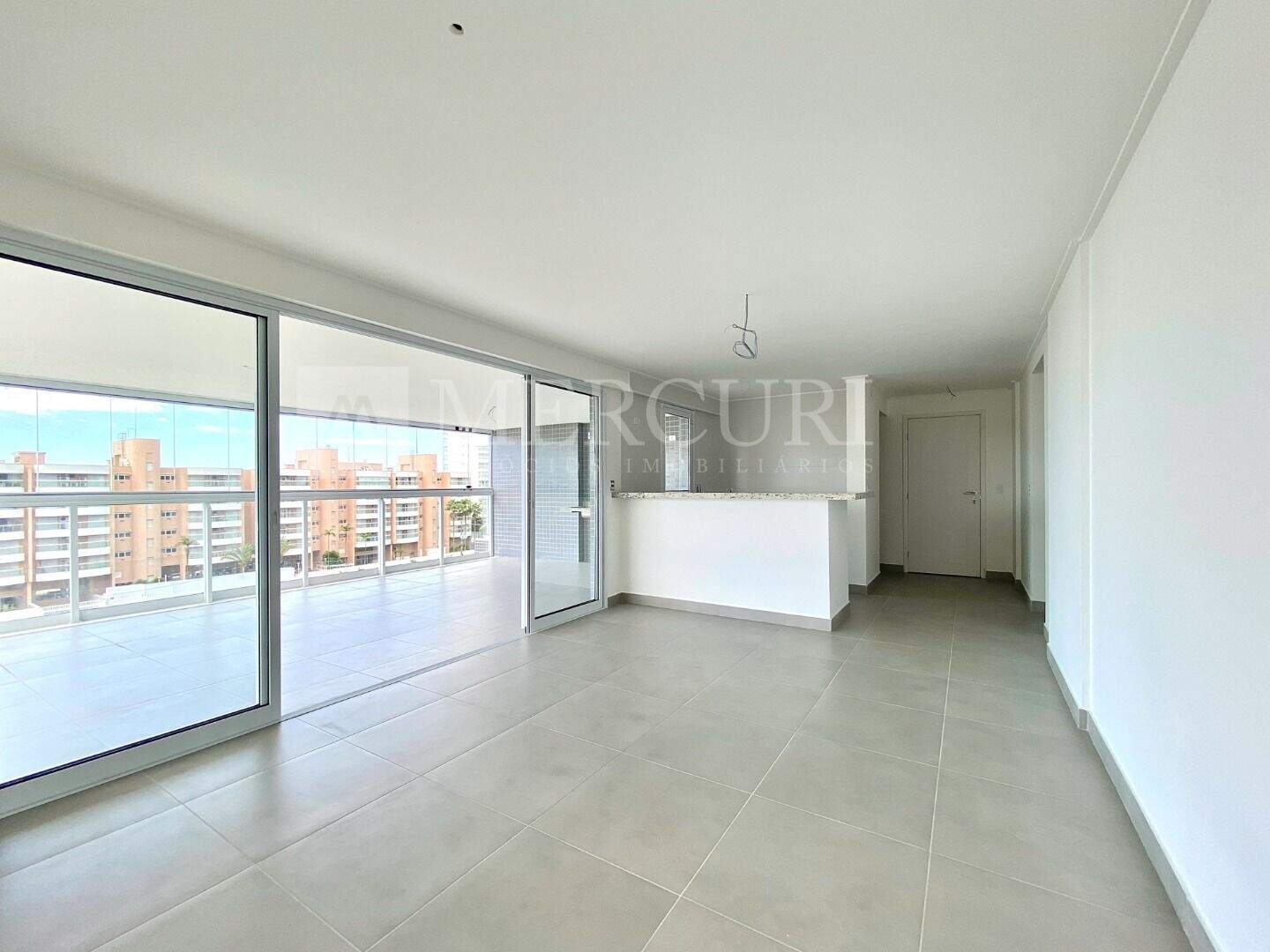 Apartamento à venda no Enseada: Explore seu apartamento a venda no Guarujá na Praia da Enseada, através da imobiliária em Guarujá e imobiliaria em Guarujá especializadas.