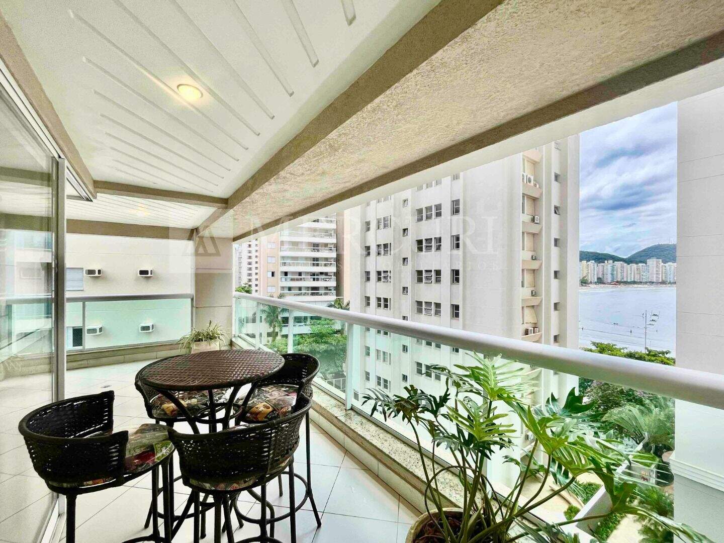 Apartamento à venda no Jardim Astúrias: 