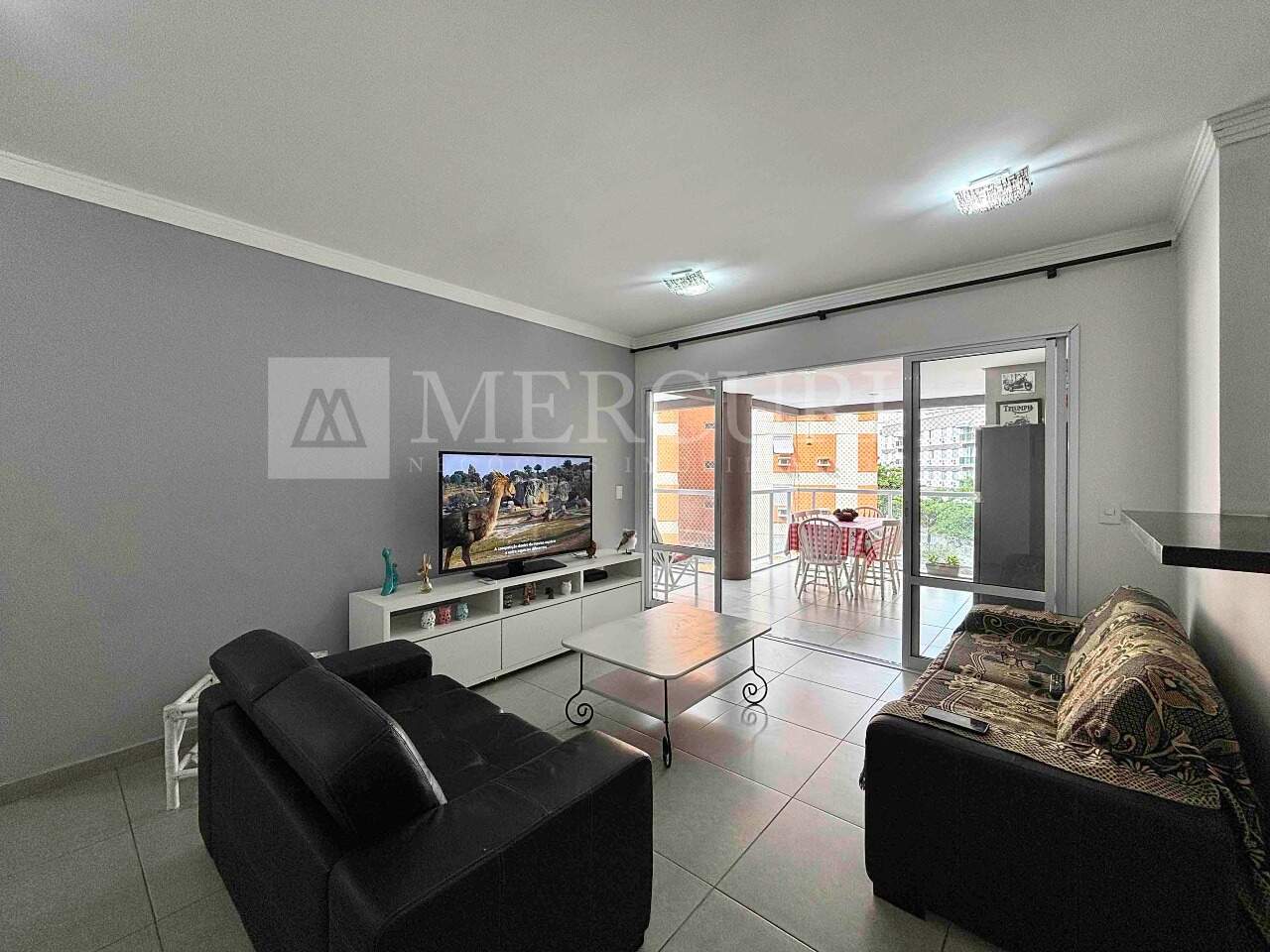 Apartamento à venda no Enseada: 