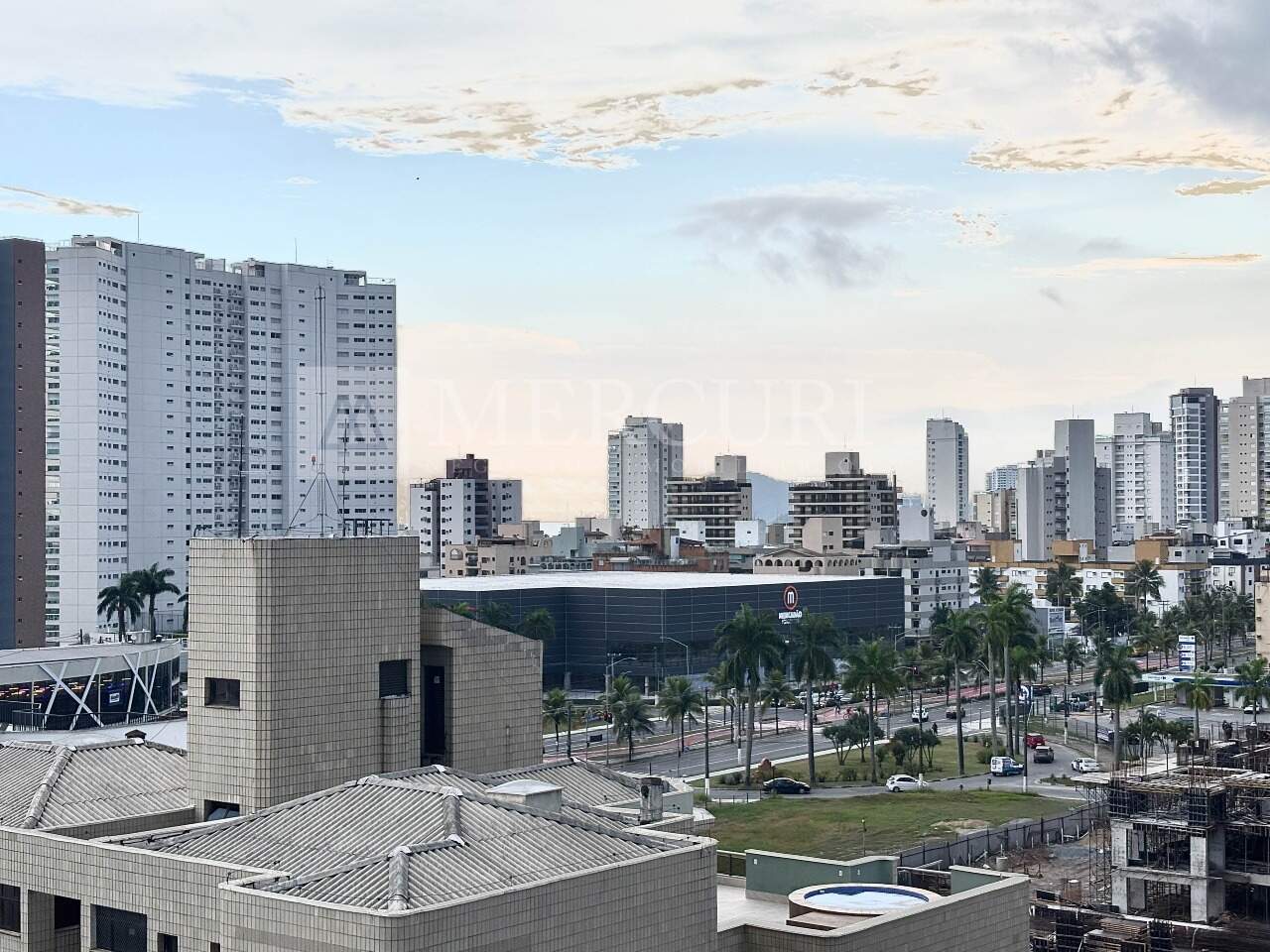 Apartamento à venda no Enseada: 