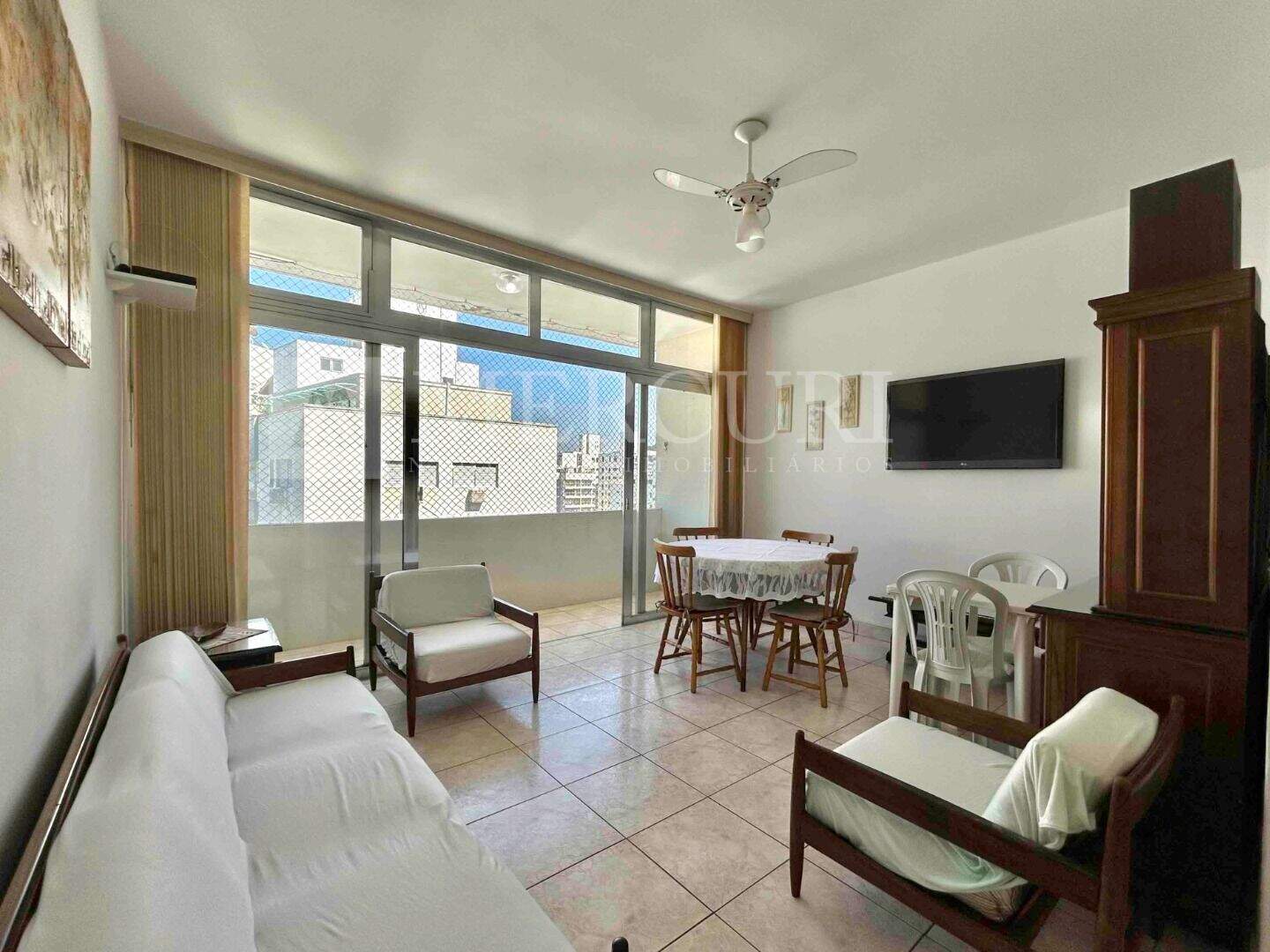 Apartamento à venda no Pitangueiras: 