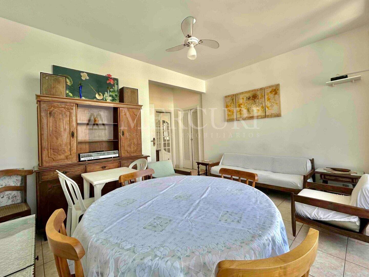 Apartamento à venda no Pitangueiras: 